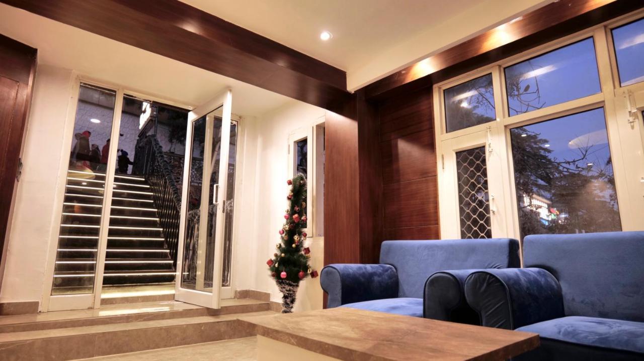 Hotel Brite Star ムスーリー エクステリア 写真