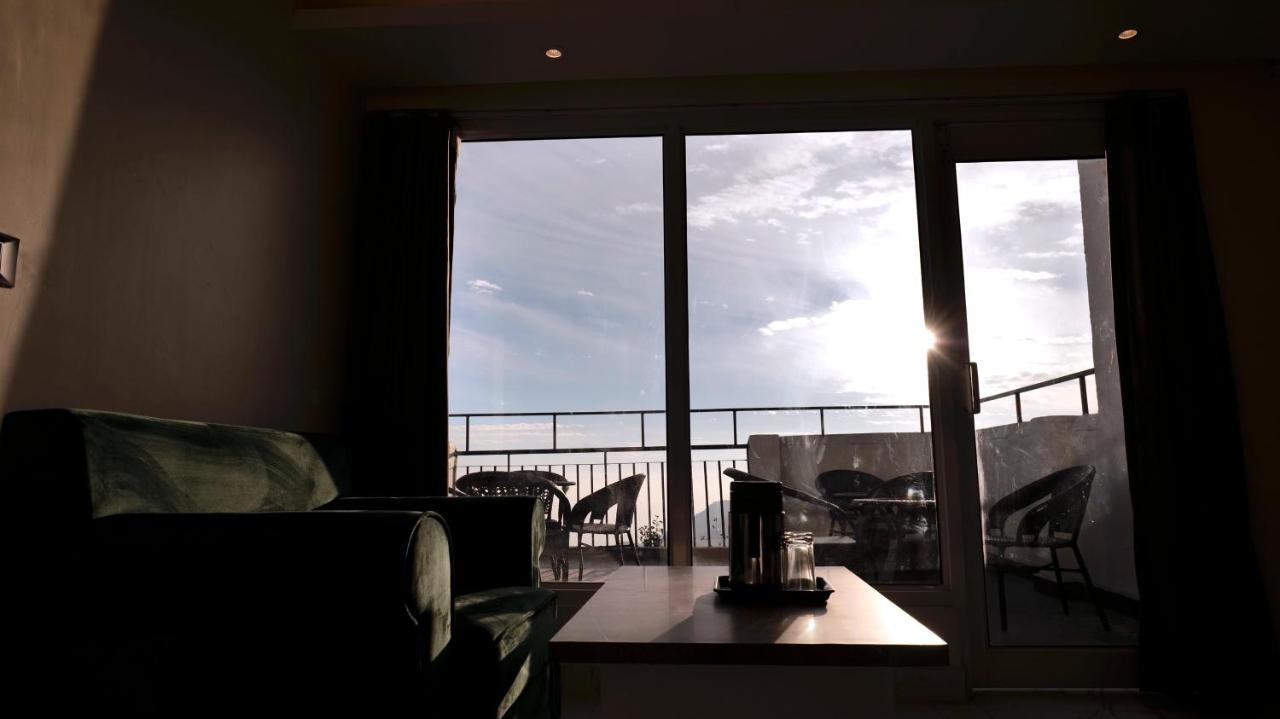 Hotel Brite Star ムスーリー エクステリア 写真