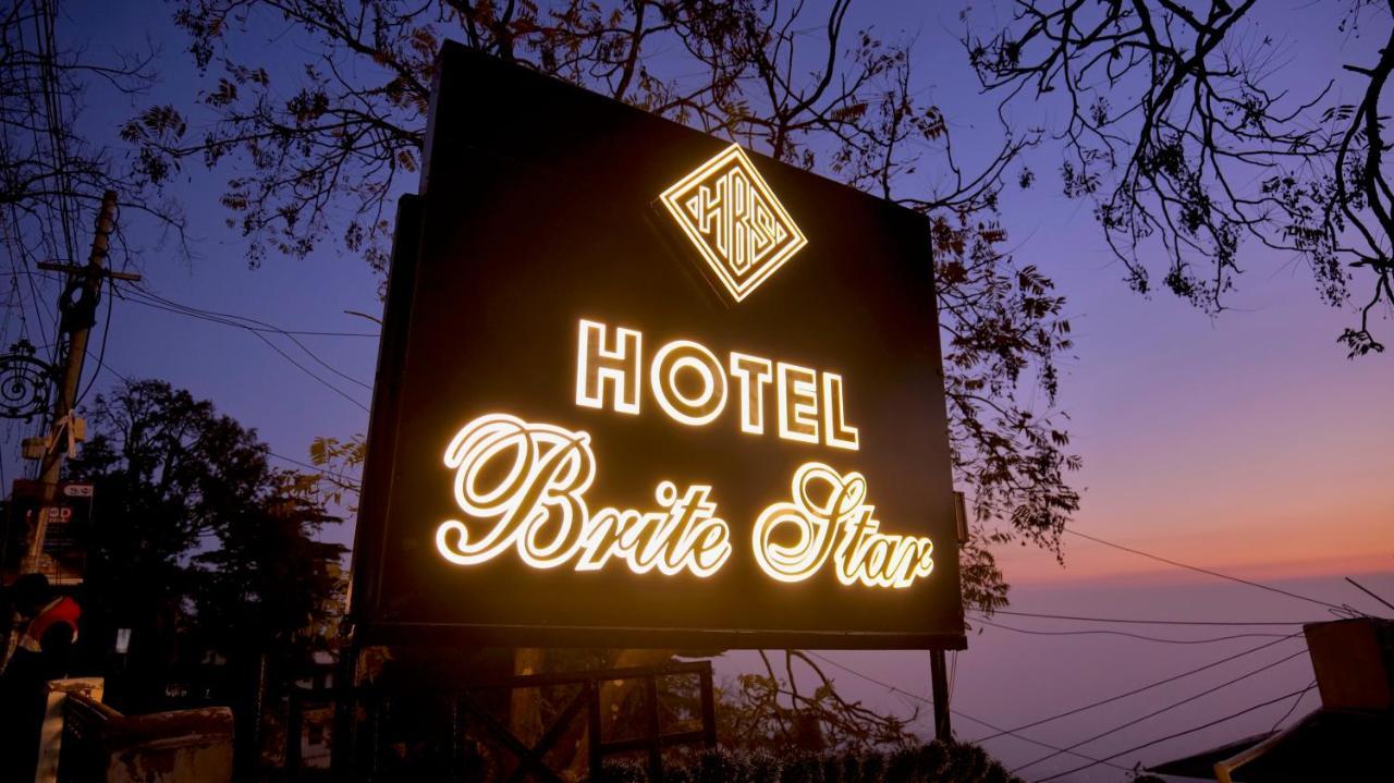 Hotel Brite Star ムスーリー エクステリア 写真